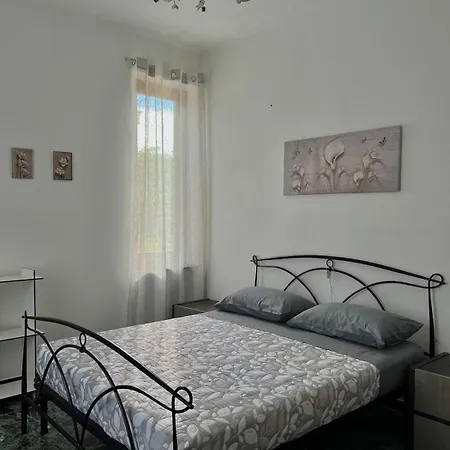 La Casa Delle Colline Di Semesterbostad Gavi